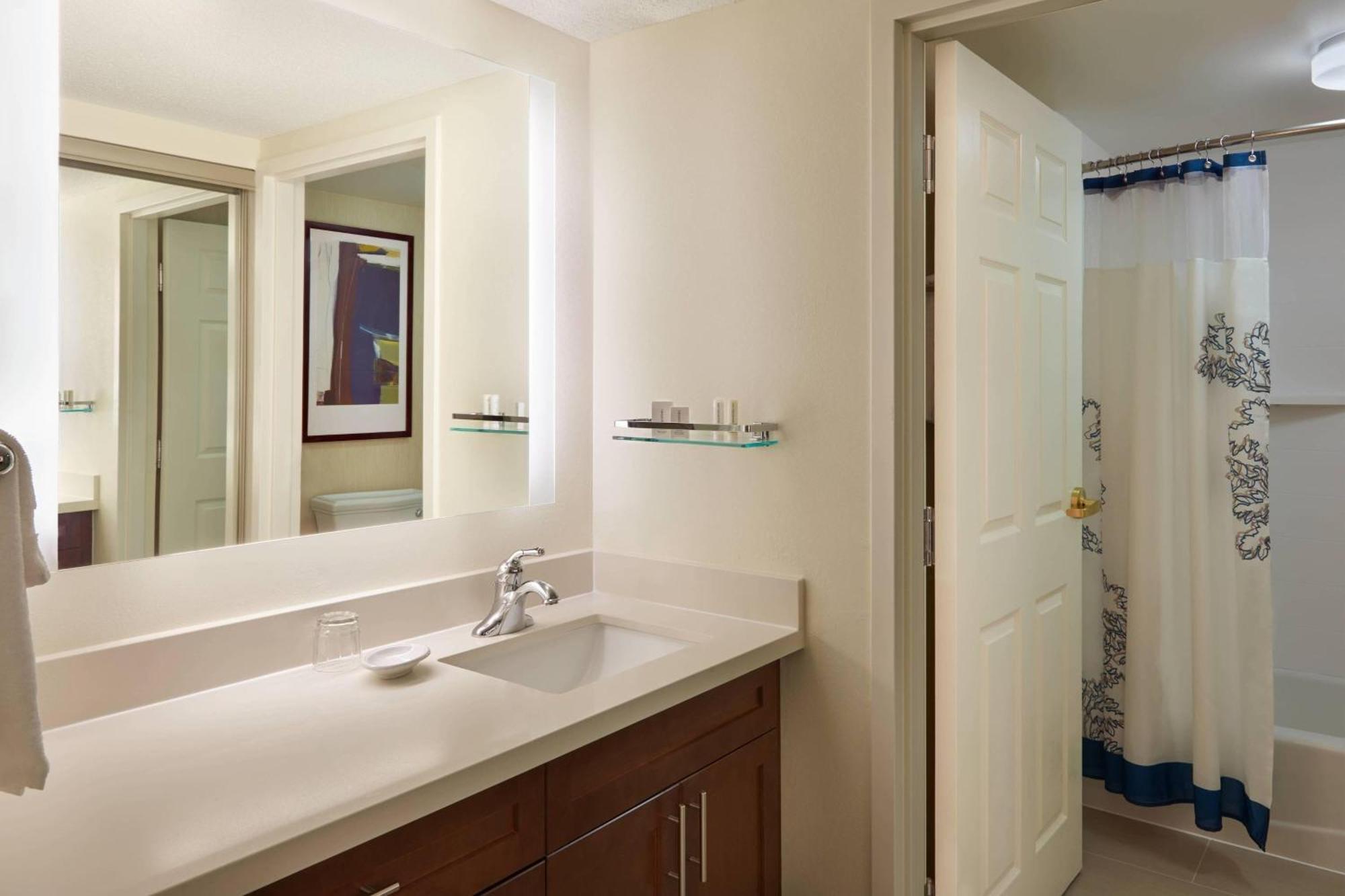 Residence Inn By Marriott Toronto Airport מראה חיצוני תמונה