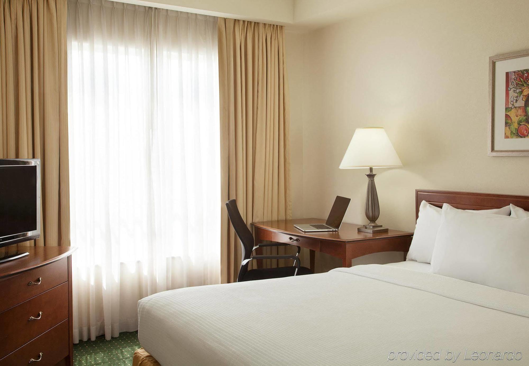 Residence Inn By Marriott Toronto Airport מראה חיצוני תמונה